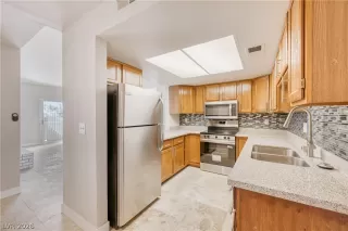 Photo #6: 2761443 Listing 