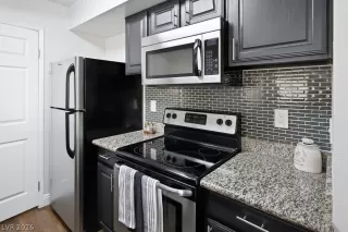 Primary Photo for MLS#: 2761447