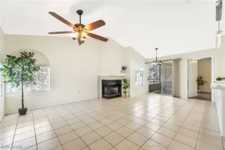 Photo #1: 2761493 Listing 