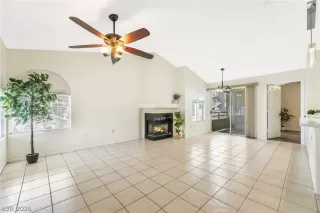 Photo #2: 2761493 Listing 