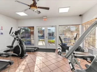 Photo #4: 2761497 Listing 