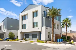 Photo #1: 2761553 Listing 