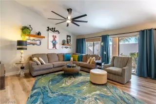 Photo #5: 2761582 Listing 