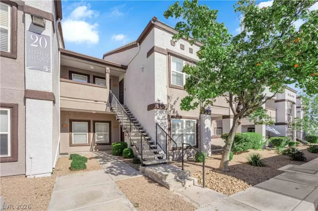 MLS: 2761593 Condo For Sale