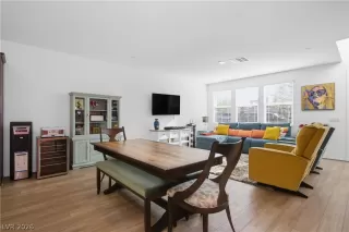 Photo #4: 2761596 Listing 