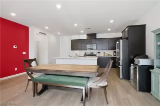 Photo #5: 2761596 Listing 