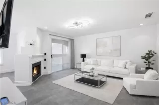 Photo #1: 2761608 Listing 