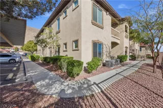 Photo #1: 2761637 Listing 