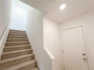 Photo #5: 2761691 Listing 