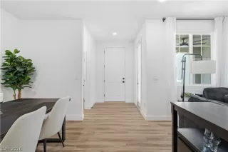 Photo #3: 2761701 Listing 