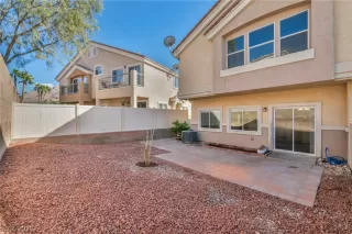 Photo #5: 2761708 Listing 