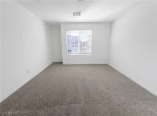 Photo #3: 2761748 Listing 