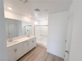 Photo #6: 2761748 Listing 