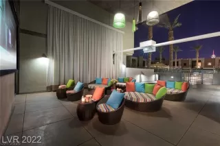 Photo #6: 2761781 Listing 