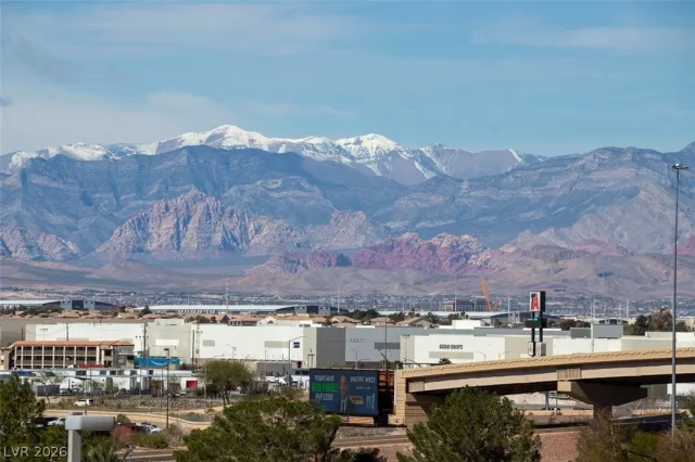 MLS: 2761787 Condo For Sale