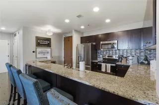 Photo #5: 2761787 Listing 