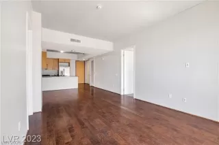 Photo #3: 2761794 Listing 