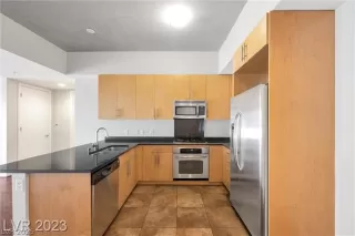 Photo #5: 2761794 Listing 