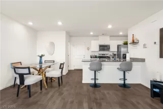 Photo #4: 2761797 Listing 