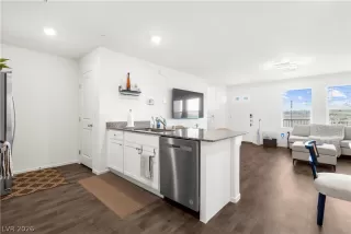 Photo #5: 2761797 Listing 