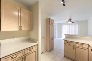 Photo #5: 2761826 Listing 