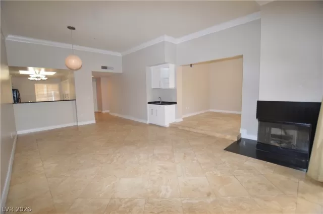 MLS: 2761834 Condo For Sale