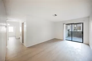 Photo #4: 2761855 Listing 