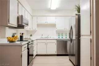 Photo #5: 2761855 Listing 