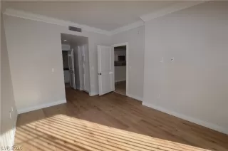 Photo #4: 2761858 Listing 