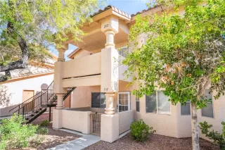 Photo #4: 2761878 Listing 