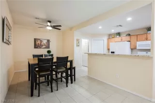 Photo #6: 2761886 Listing 