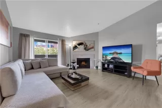 Photo #2: 2761922 Listing 