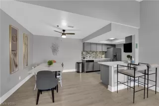 Photo #5: 2761922 Listing 