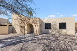 Photo #2: 2761983 Listing 