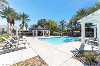 Photo #2: 2762002 Listing 