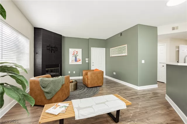 MLS: 2762007 Condo For Sale