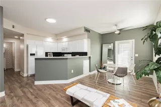 Photo #3: 2762007 Listing 