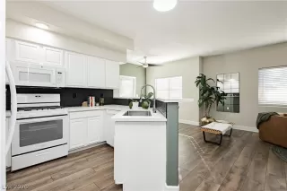 Photo #4: 2762007 Listing 