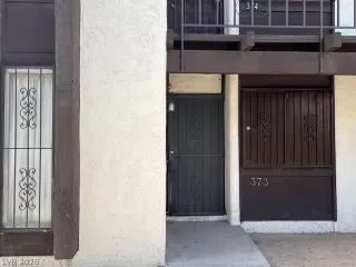 Photo #1: 2762074 Listing