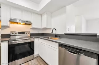 Photo #2: 2762085 Listing 