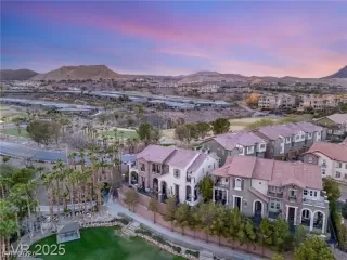 Photo #3: 2762104 Listing 