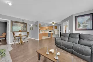 Photo #1: 2762117 Listing 