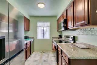 Photo #1: 2762120 Listing 