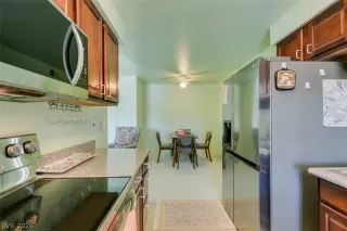 Photo #4: 2762120 Listing 