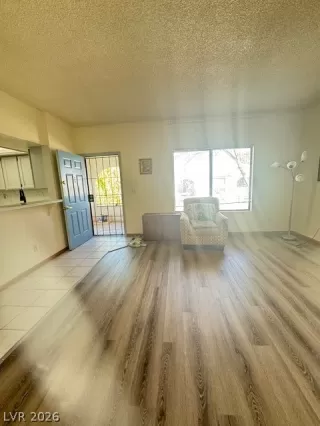 Photo #4: 2762124 Listing 