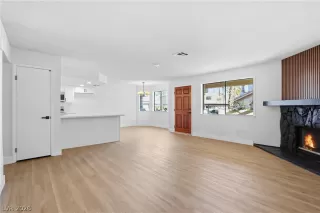 Photo #4: 2762137 Listing 