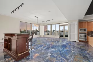 Photo #5: 2762147 Listing 