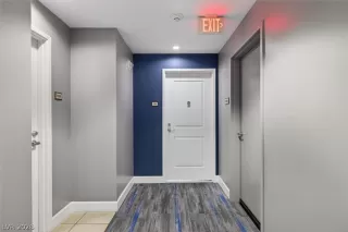 Photo #1: 2762154 Listing 