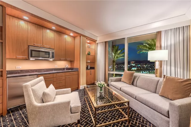 MLS: 2762184 Condo For Sale