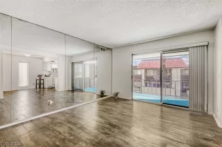 Photo #3: 2762241 Listing 